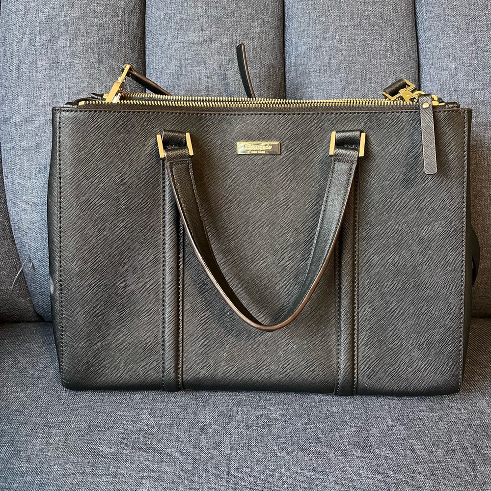 Kate Spade black large purse. Great condition!